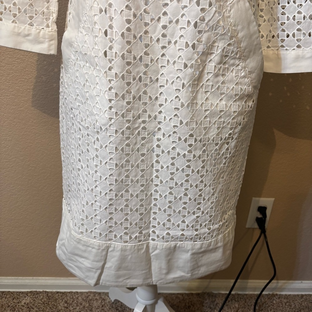 Lands' End Dress Size 4 White Eyelet 3/4 Sleeve Shift Dress Pockets Cotton Lace - Picture 5 of 16